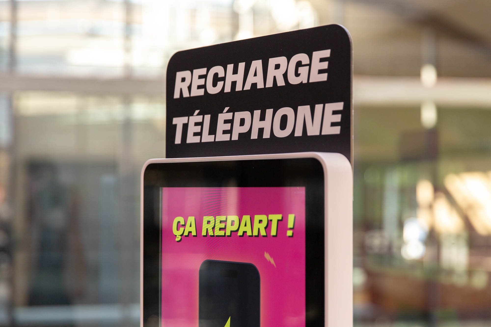 Borne de recharge mobile - Capacité 24 emplacements_7