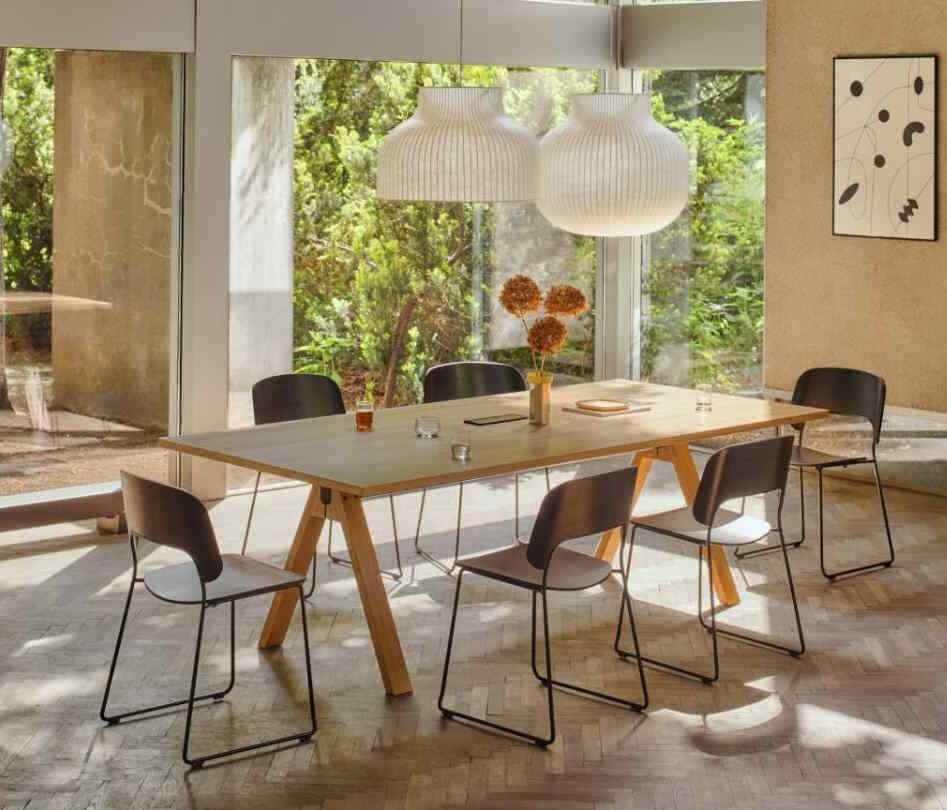 Bureau de direction moderne avec pieds en bois - Viga_7