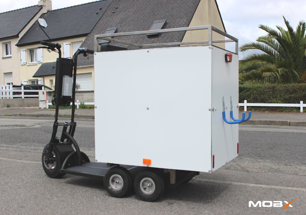 Trottinette industrielle électrique sur-mesure MOBX-H - vitesse maîtrisée, traction jusqu'à 400kg, autonomie jusqu'à 35km_7