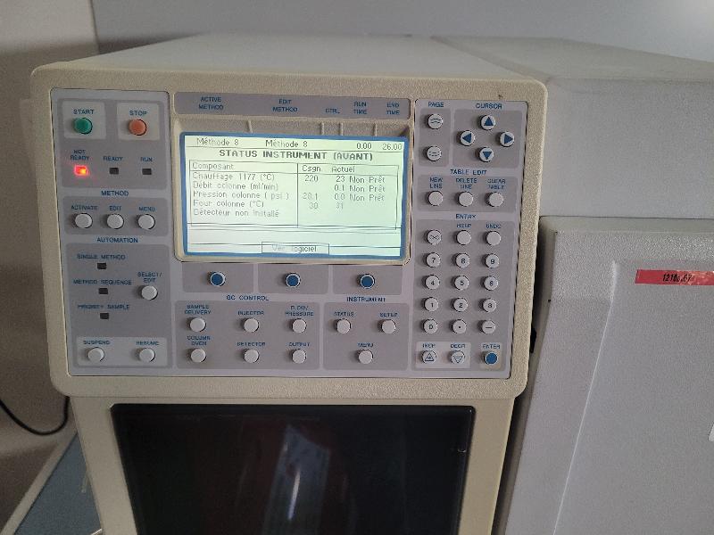 Chromatographe en Phase Gazeuse Varian 4000 GC/MS/MS_7