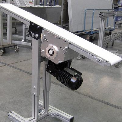 Petit convoyeur à bande GUF-P Mini - Transport et séparation de petites pièces - mk Technology Group_7