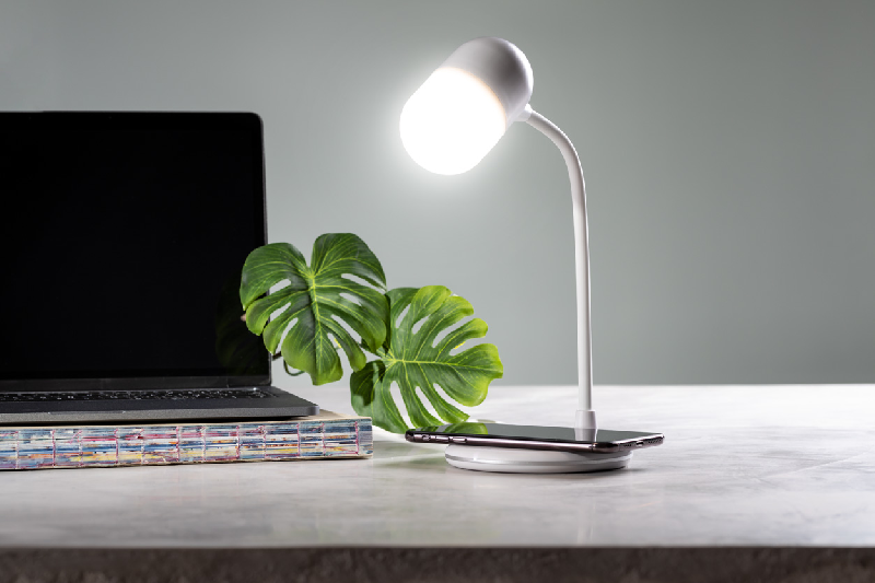Lampe de bureau multifonctionnelle - LED 14 lampes - Chargeur sans fil et enceinte Bluetooth_7