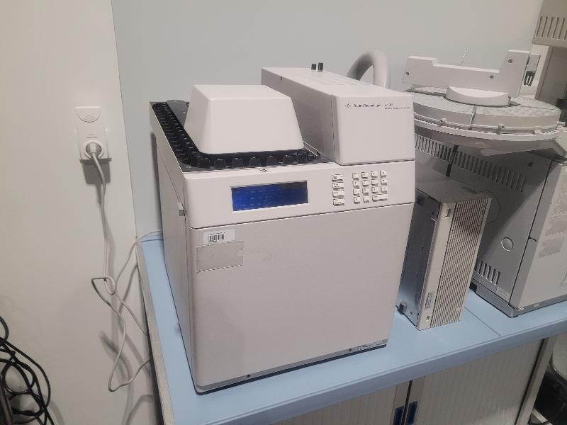Chromatographe en Phase Gazeuse Agilent HP 6890 (G1530A) FID + échantillonneur Headspace G1888 + contrôleur G1512A + autosampler G1513A_7