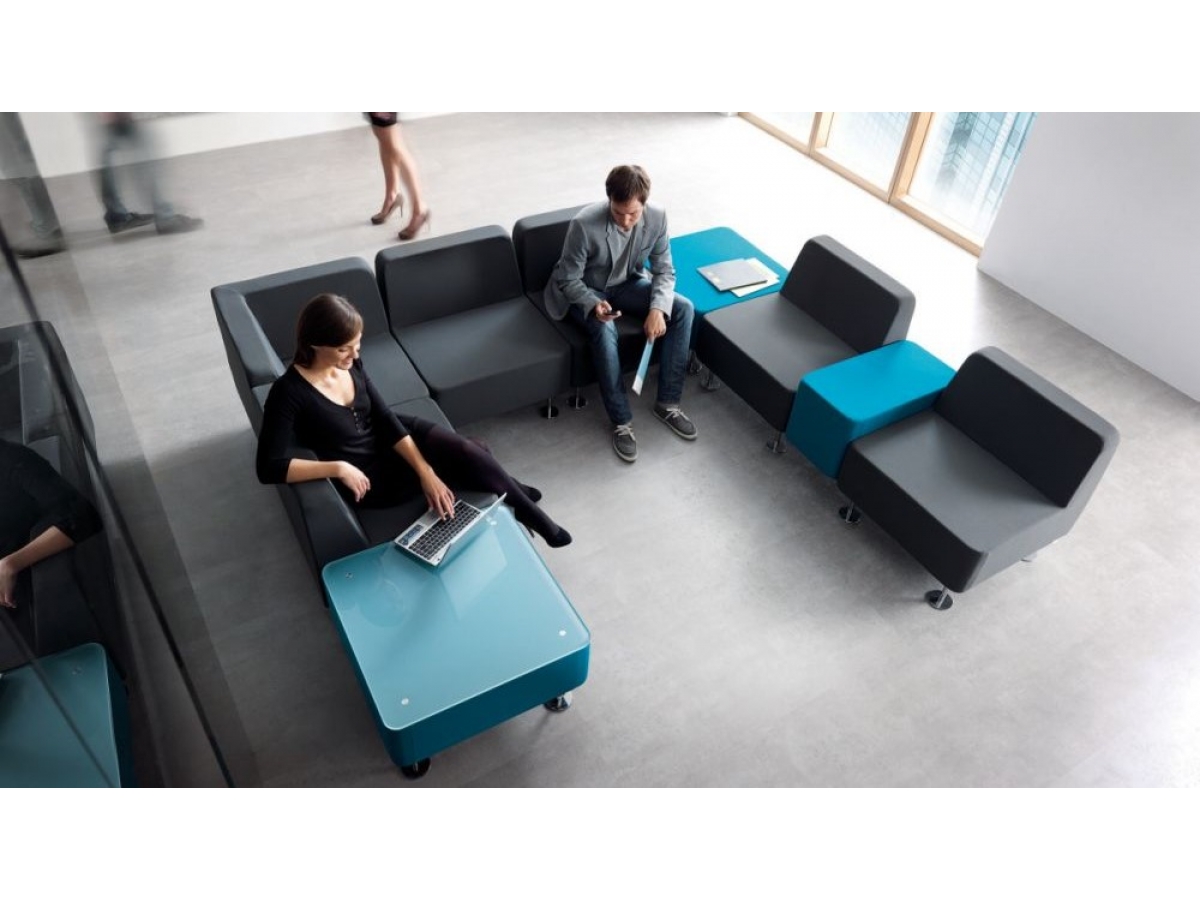 Siège modulaire moderne aux lignes géométriques simples - WALL IN - Configurations flexibles et finition personnalisable_7