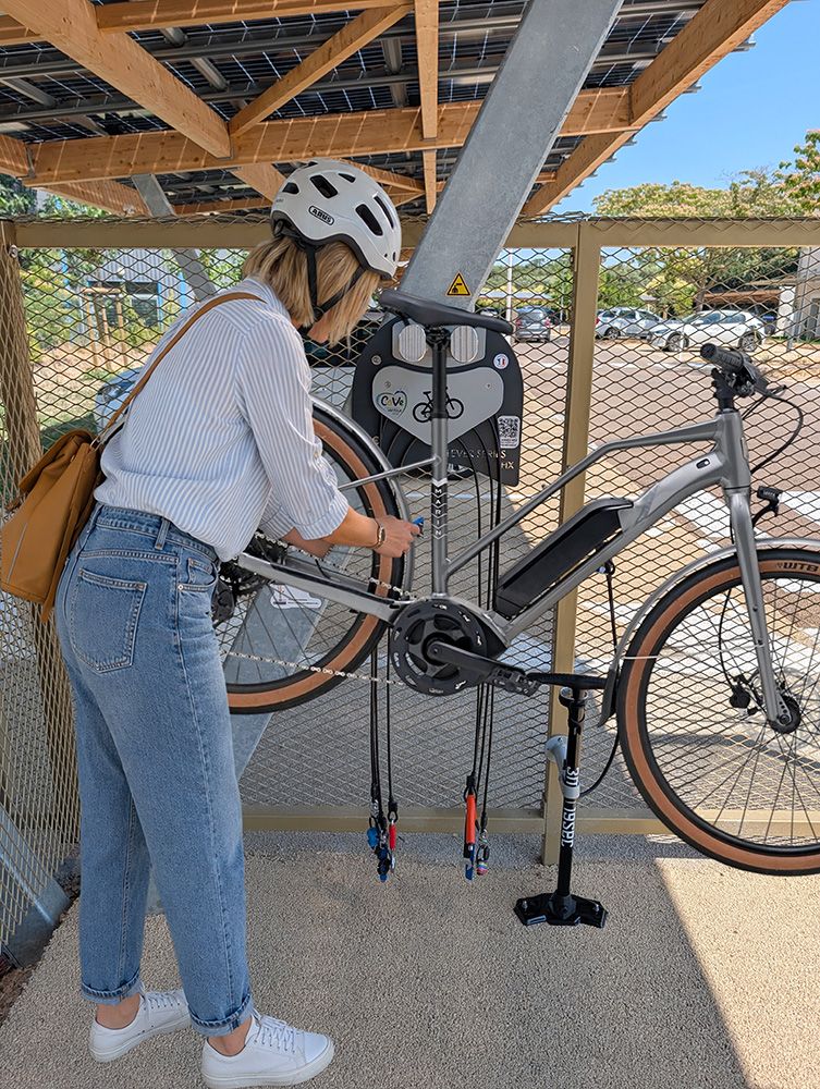 Station de réparation vélo murale_7