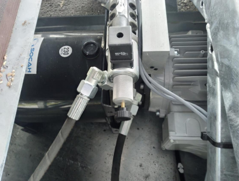 Podium passe partout 48 m² avec kit de bâche - EMS Stage 48_7