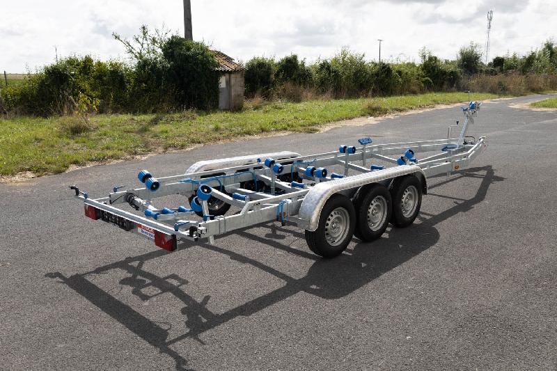 7m80-2m20 3x1350kg - VLEMMIX - Remorque Porte-Bateau_7