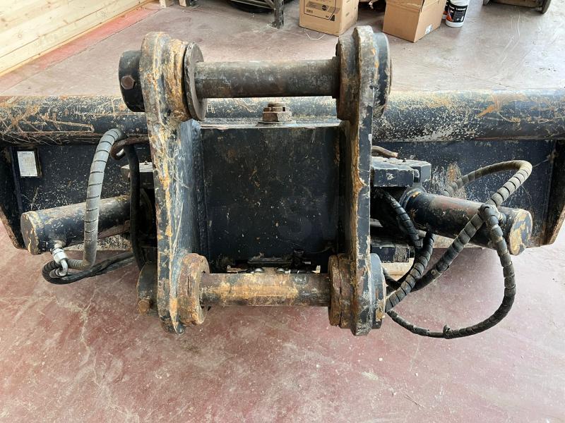 THIERE godet curage inclinable tilt pour pelle de 20t_7