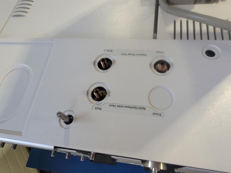 Chromatographe en Phase Gazeuse Agilent HP 6890 (G1530A) FID + contrôleur G1512A + autosampler G1513A_7