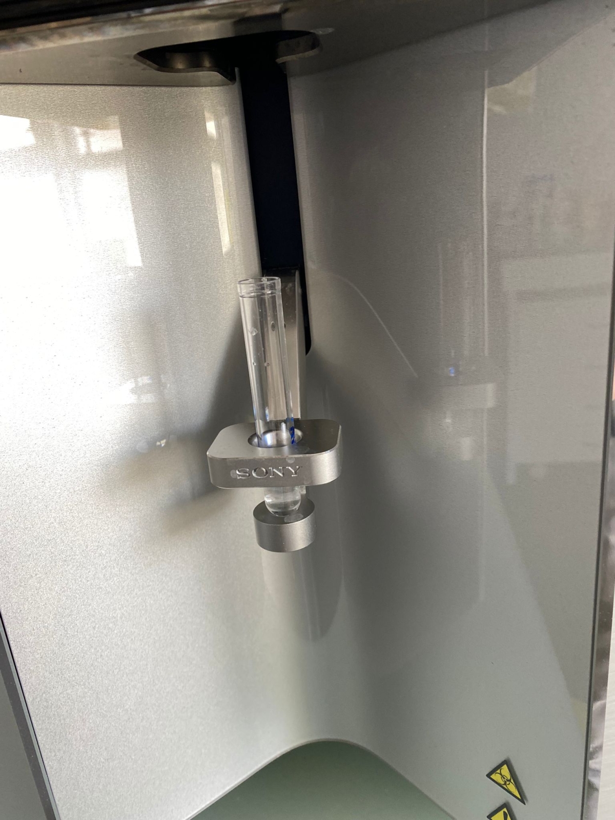 Équipement de laboratoire Sony SP6800 pour analyses spectrales