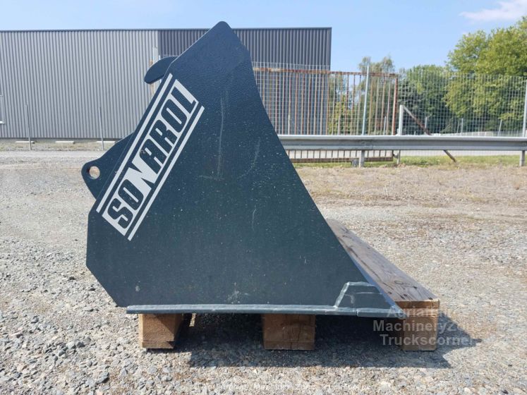 Godet agricole Sonarol à attelage Euro ou Mailleux