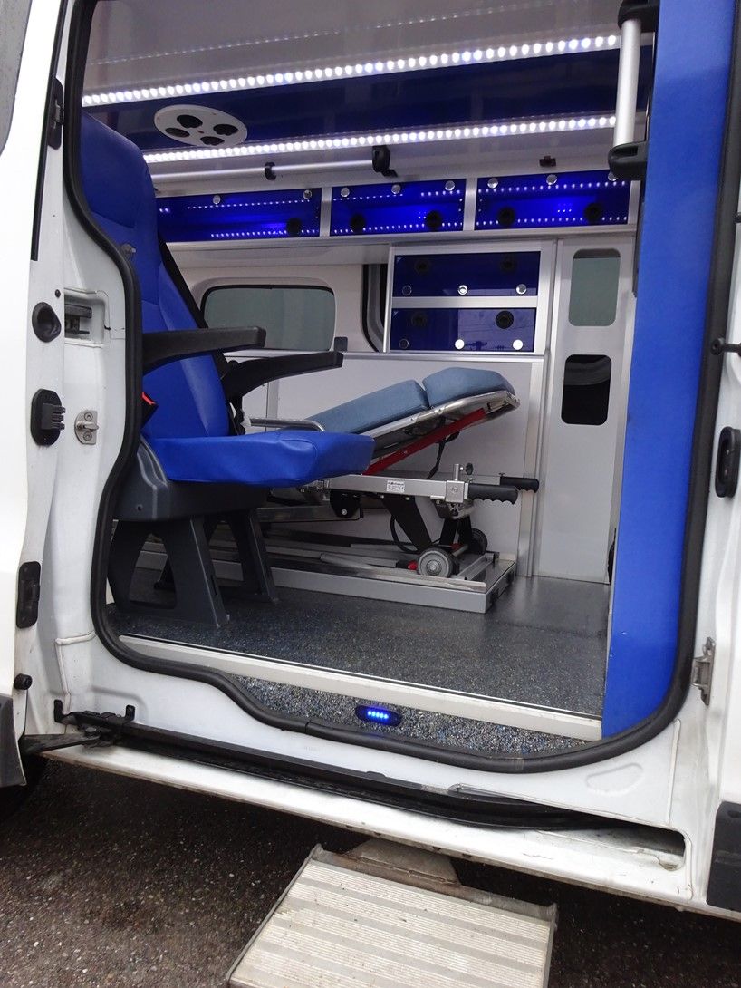 Renault trafic l1h1 ambulance_7