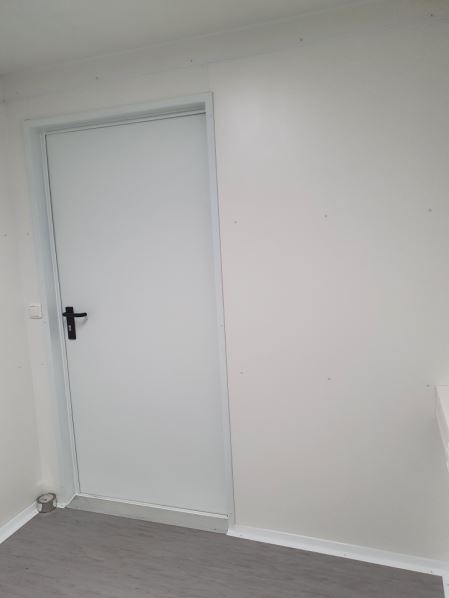 Bureau préfabriqué modulaire 20' - Europbox - entièrement isolé avec dimensions spécifiques et options personnalisables_7