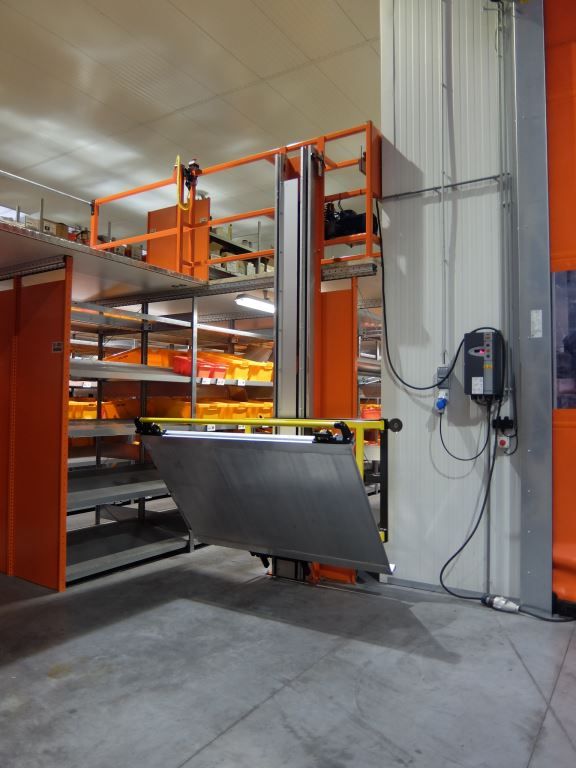 Élévateur mezzanine hydraulique - flux logistiques intérieur/extérieur -  DHOLLANDIA DH-VZK_7