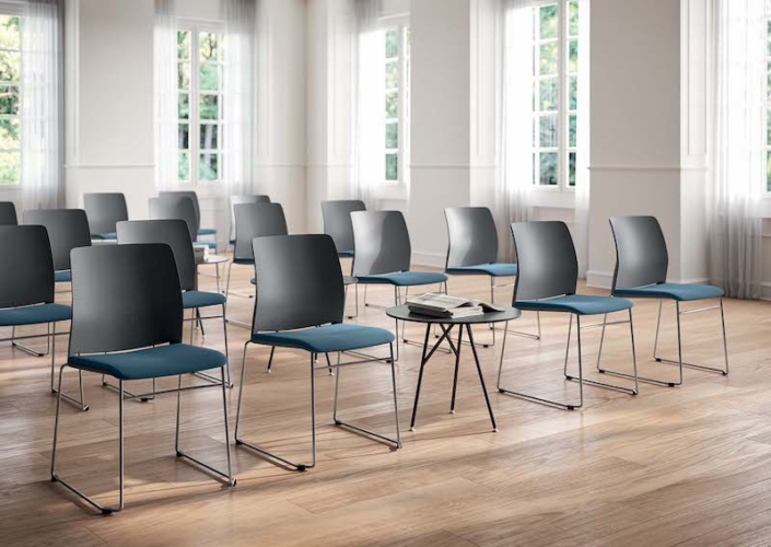 Chaise de réunion design, confortable pour un environnement de travail productif et accueillant_7