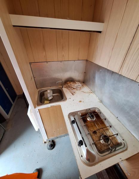 REMORQUE base vie cabane de chantier_7