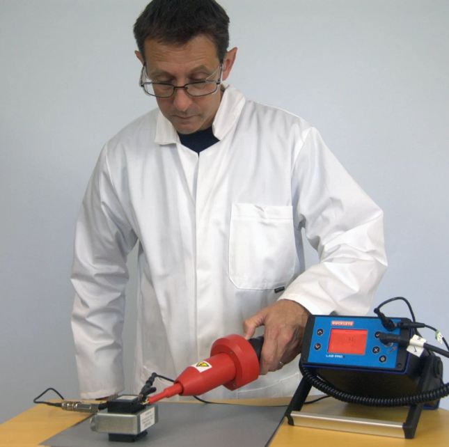 Détecteur de porosité alimenté par secteur - Lab Pro2 avec accessoires et électrodes_7
