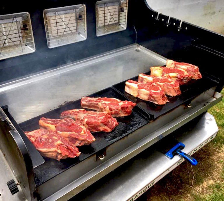 Tournebroche prestige de mobigrill :  l'alliance parfaite entre tourne broche et plancha_7