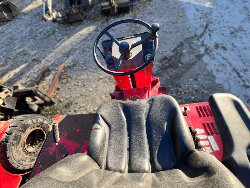 YNO 135-3 VEH Balayeuse diesel_7