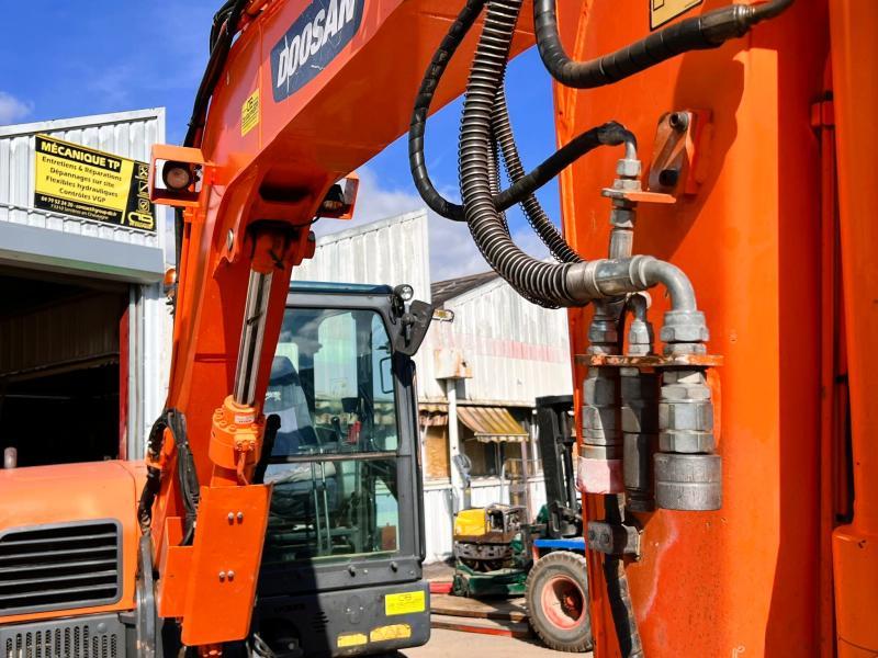 DOOSAN dx85r-3 pelle a chenilles 8,5t_7
