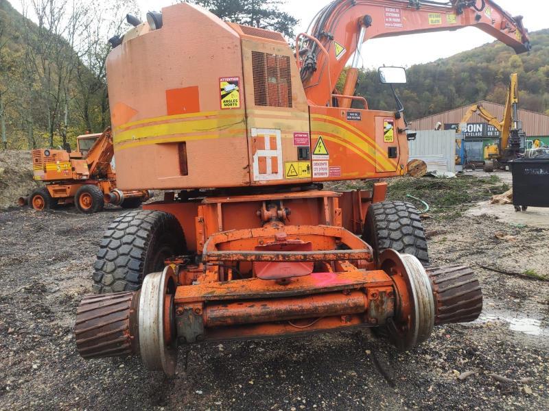 CASE pelle rail route (prix possible pour le lot)_7