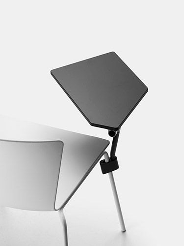 Chaise empilable SLAM - Polypro, bois ou tapissée - Design intemporel et accessoires fonctionnels_7