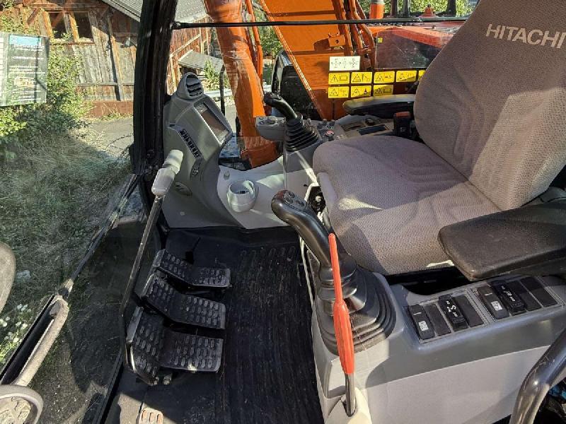 Hitachi ZX130LCN-6 Pelle sur chenilles 14T_7