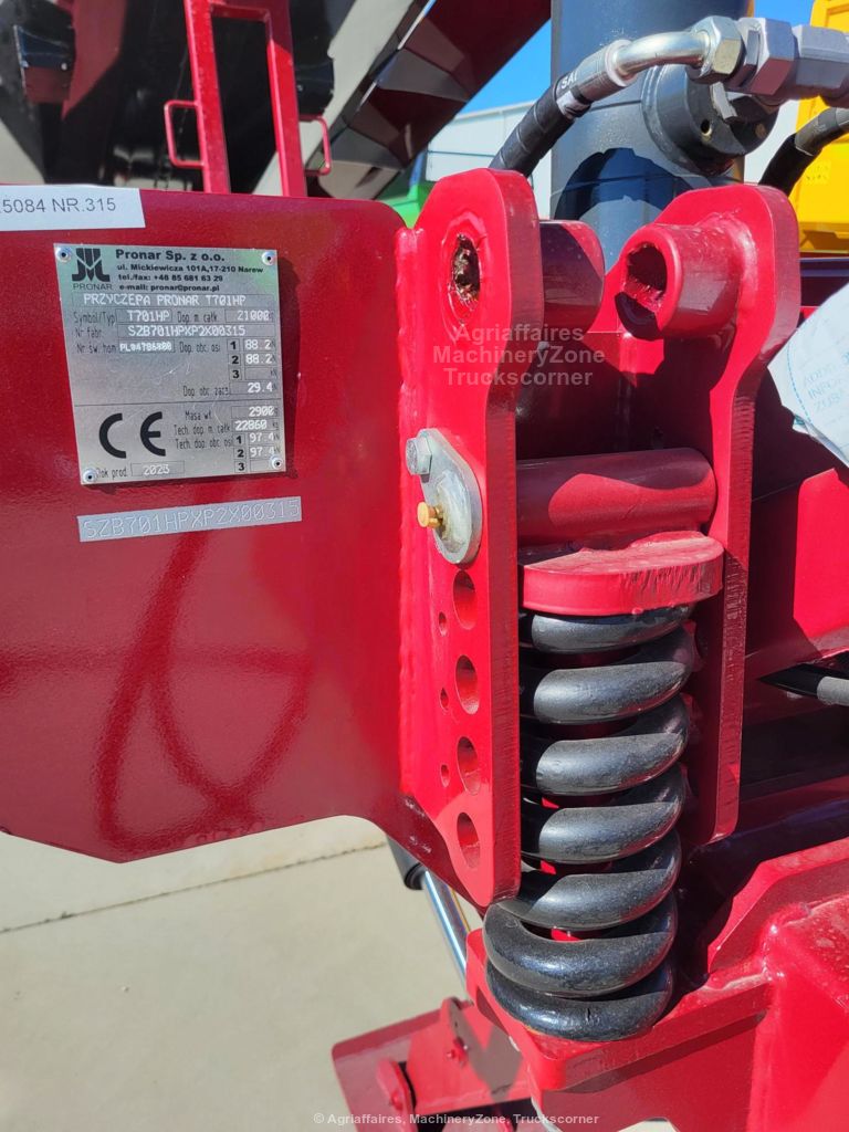 Benne TP avec suspension type bogie, ressorts paraboliques - PRONAR T701HP_7