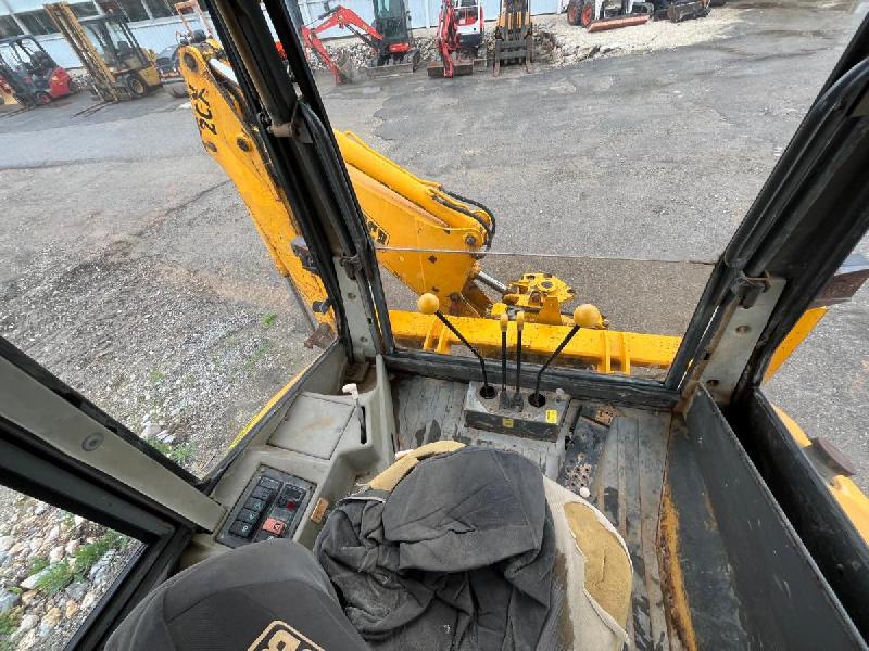 JCB tractopelle 2cx 5.2t (net de tva)_7