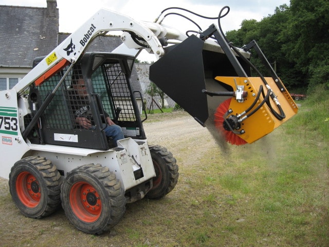 Godet balayeur industriel Emily Clean - ramassage de tout type de déchets - adaptable et équipé de balai polypropylène_7