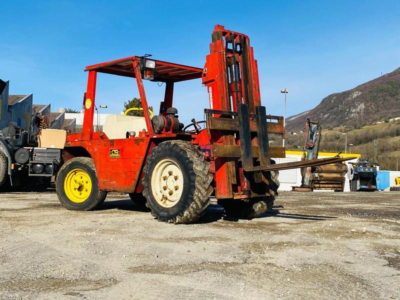 MANITOU MC20P Chariot élévateur tout terrain_7