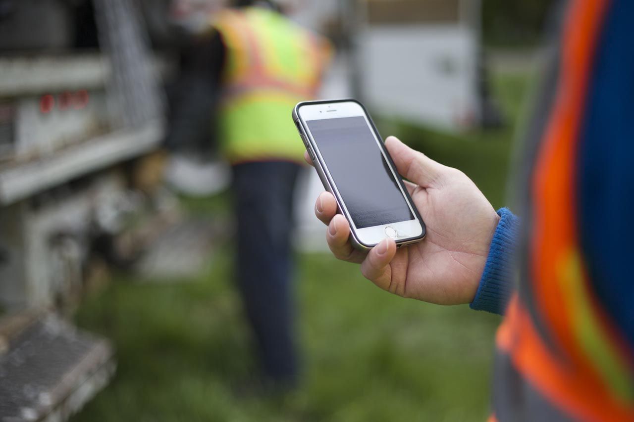 Talkie walkie portatif Motorola TLK100 Wave PTX - 3G/4G, Wi-Fi, GPS et abonnement Wave_7