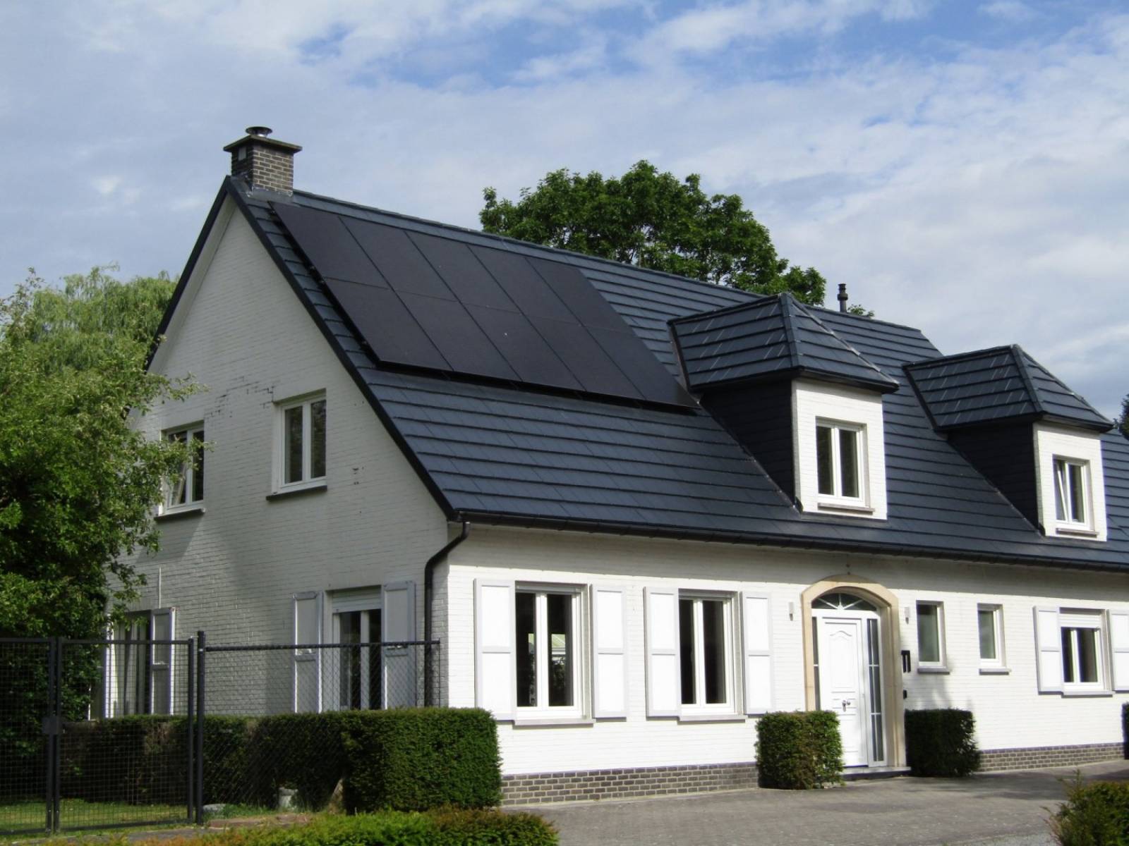 Tuile en acier rectangulaire pour toiture - METROTILE® Thermolaqué QUBE ACOUSTIC - Design moderne et isolation phonique_7