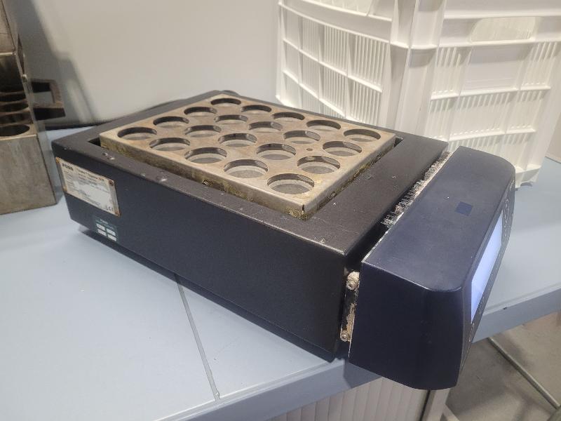 Digesteur Tecator Line 2520 Unité de digestion FOSS_7