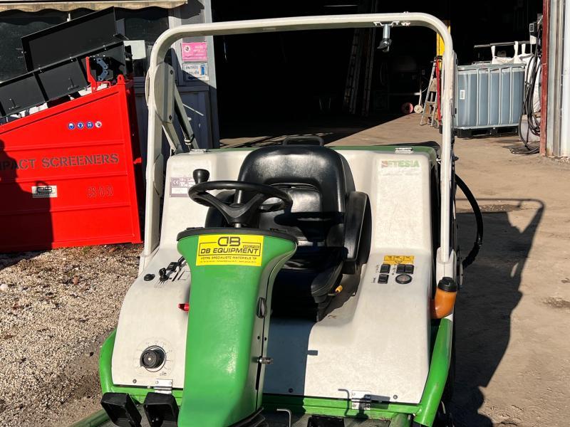 ETESIA HYDRO 124D Tondeuse autoportée 124cm_7