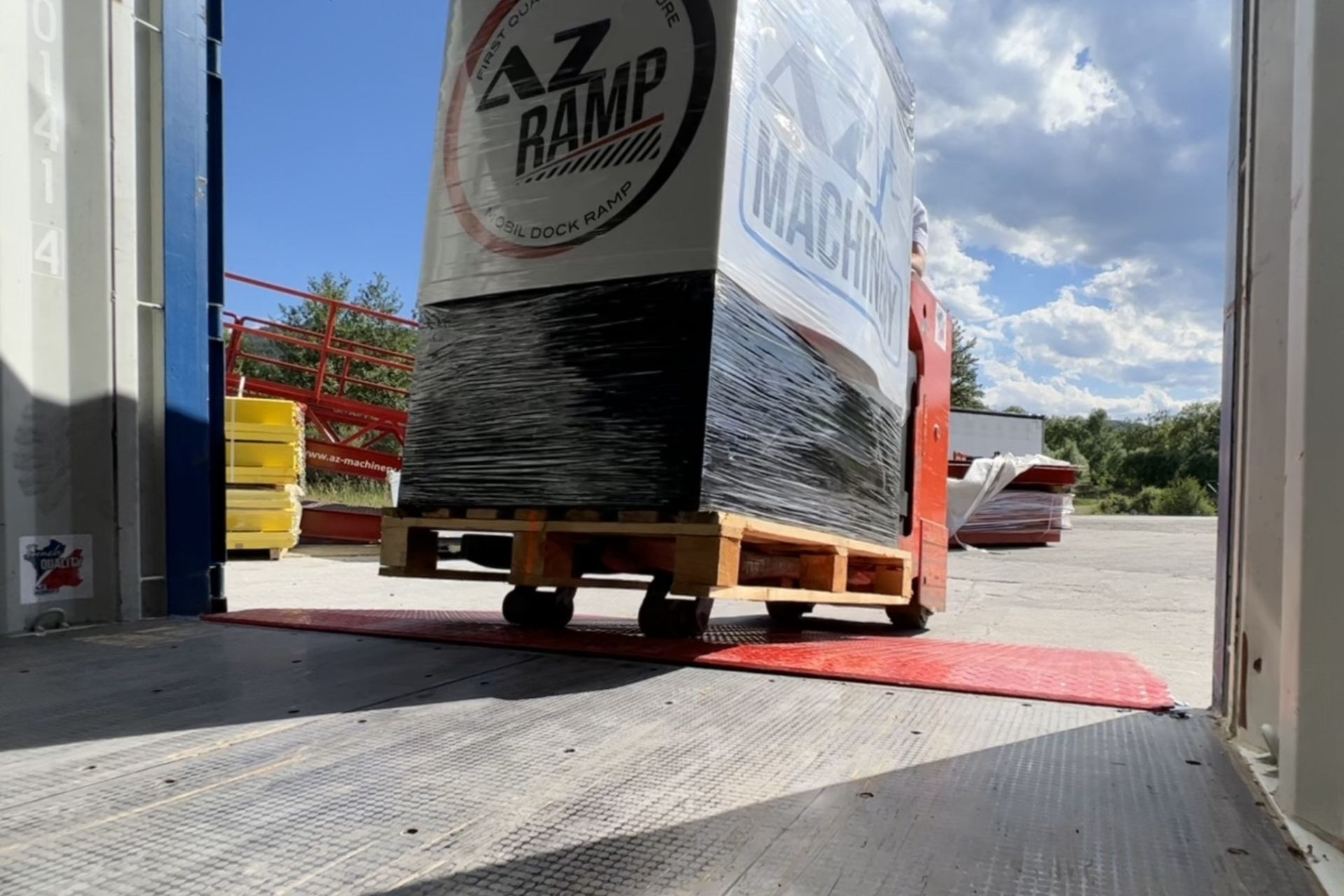 Rampe d'accès galvanisée à chaud pour conteneur au sol - Capacité 8T - AZ Ramp Hcry-08 GAV_7