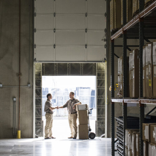 Portail sectionnel vertical GVL - approprié pour entrepôts logistiques avec hauteurs structurelles très élevées_7