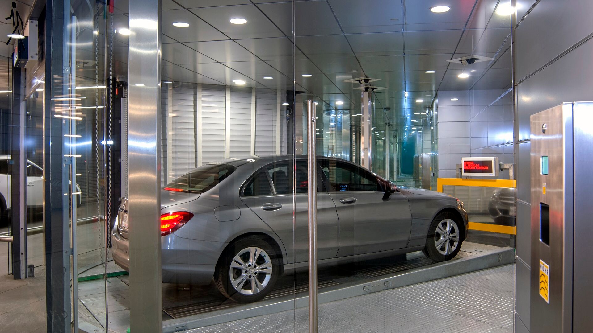 Système de parking automatique pour 40 à plus de 1 000 véhicules - Multiparker 760_7