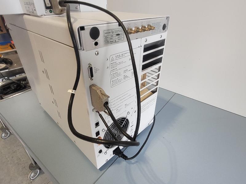 Chromatographe en phase gazeuse VARIAN GC 3900_7