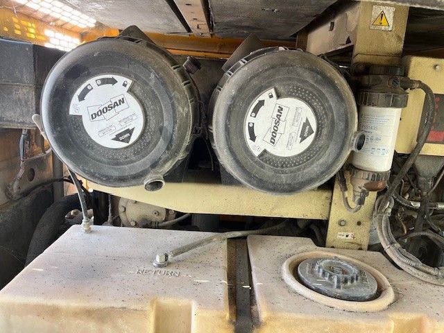 Compresseur de chantier Doosan - parfait état - secteur Lyon_7