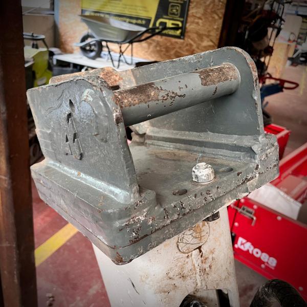 Marteau brise roche hydraulique BRH pour pelle 2 a 4T_7