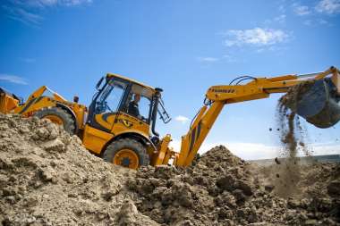 Tractopelle VF 10.33 B Venieri avec poids maximum de 8 800 kg