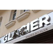 Lettrage métallique 3D pour résidences