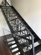 Barrière de sécurité métallique avec design au laser