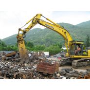 Cisaille pour ferraille avec système de guidage optimisé