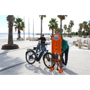 Station interactive de réparation et de gonflage universelle en libre-service pour vélo - clever ifix_7