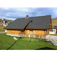 Toitures de montagne aspect traditionnel - GERARD®, METROTILE® et DECRA® - résistantes aux températures extrêmes et aux chocs_7
