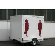 Remorque sanitaire fleurie pour installations temporaires