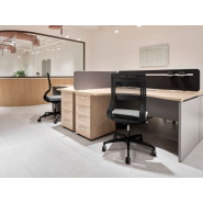 Bureau opératif classique OGI V - Cloisons séparatives en option - Plateaux variés et personnalisables_7