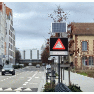 Panneau A13a défilant solaire_7